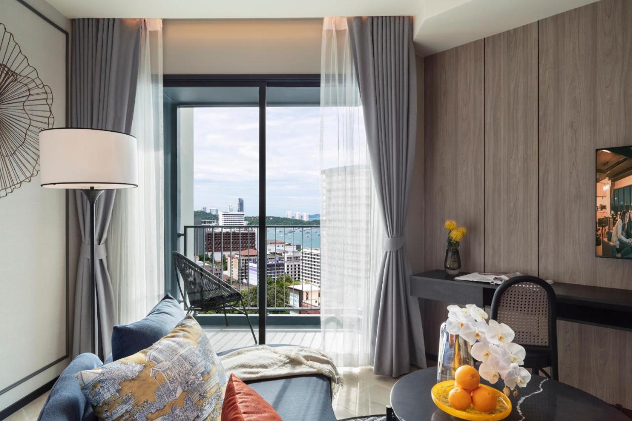 Somerset Pattaya Dış mekan fotoğraf Deluxe Ocean View